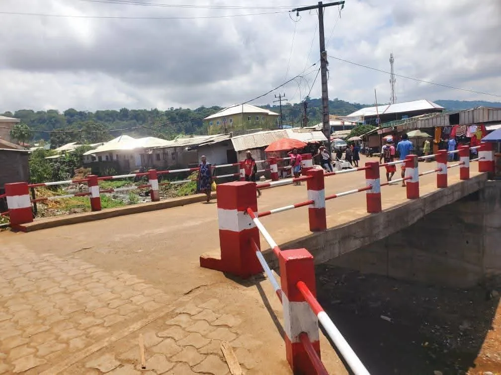 Picture of one of the briges constructed within Tiko municipality, there's also visible sign of paved streets as seen on this picture
