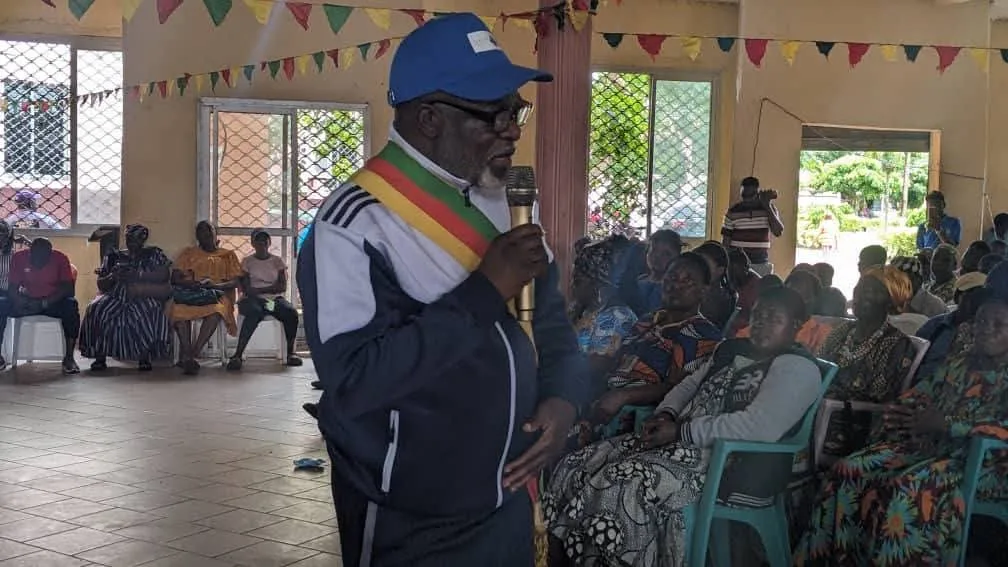 Tiko Mayor Donates Equipment to Tiko Youth Centre, COBADE and Mudeka Girls Centre